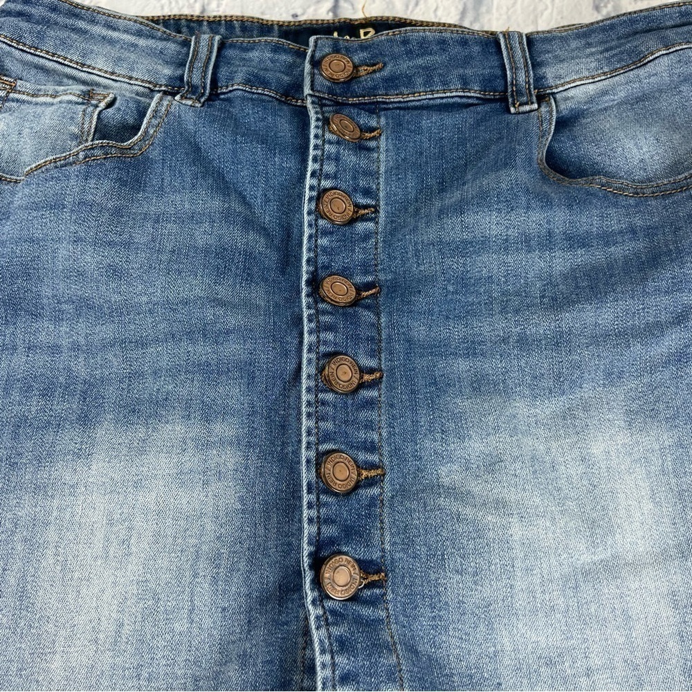 Indigo Rein Denim skirt, denim front button mini skirt, size 9/28 - Picture 2 of 8